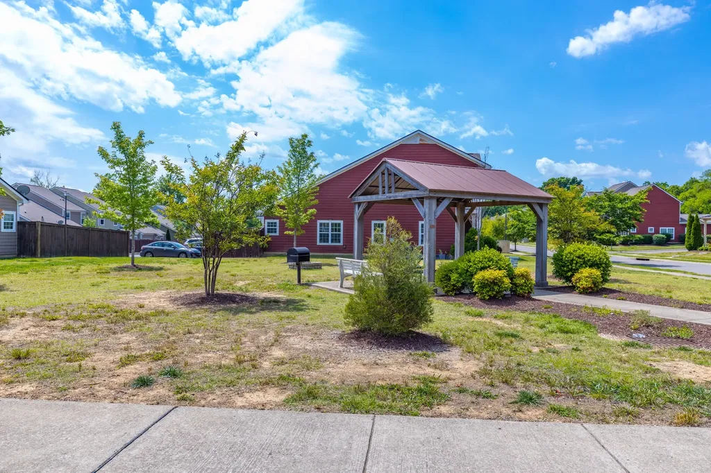6007 Dupont Cove Spring Hill TN 37174