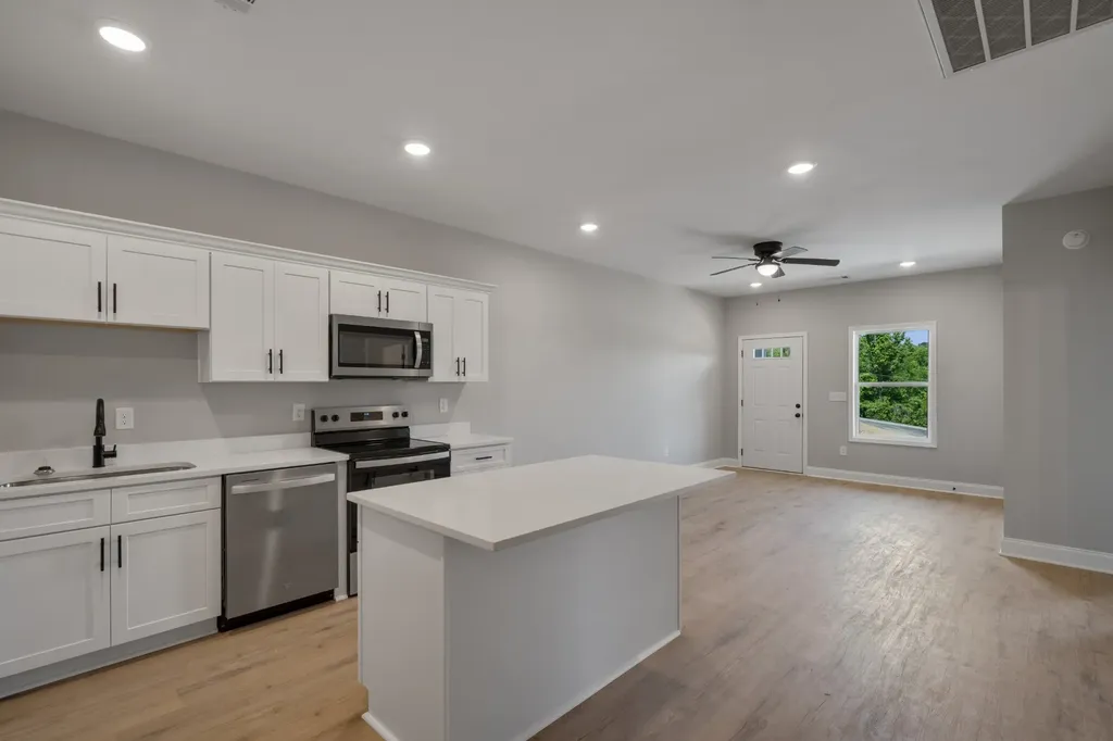 80 Stone Gate Lane Hartsville TN 37074