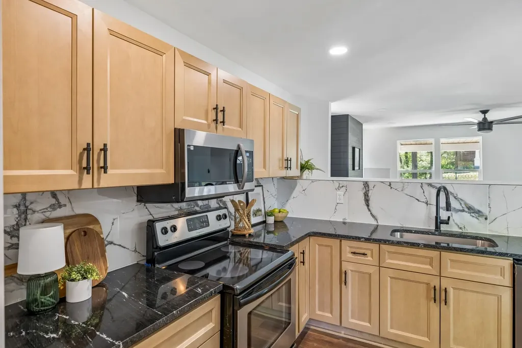 2402 Buchanan Street Nashville TN 37208