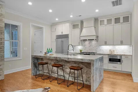 247 Walnut Street Chattanooga TN 37403