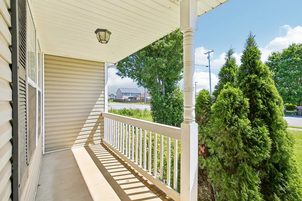 3800 Cindy Jo Dr, N Clarksville TN 37040