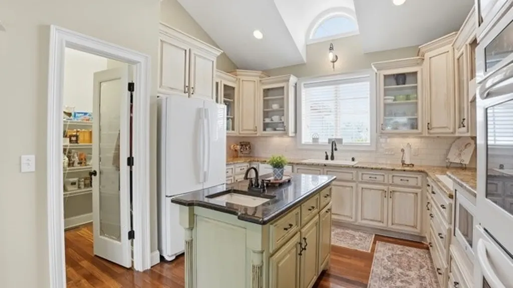102 Highpoint Boulevard Tullahoma TN 37388