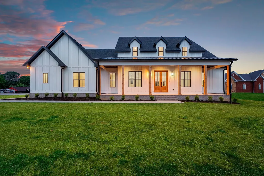 2622 Deer Creek Lane White House TN 37188