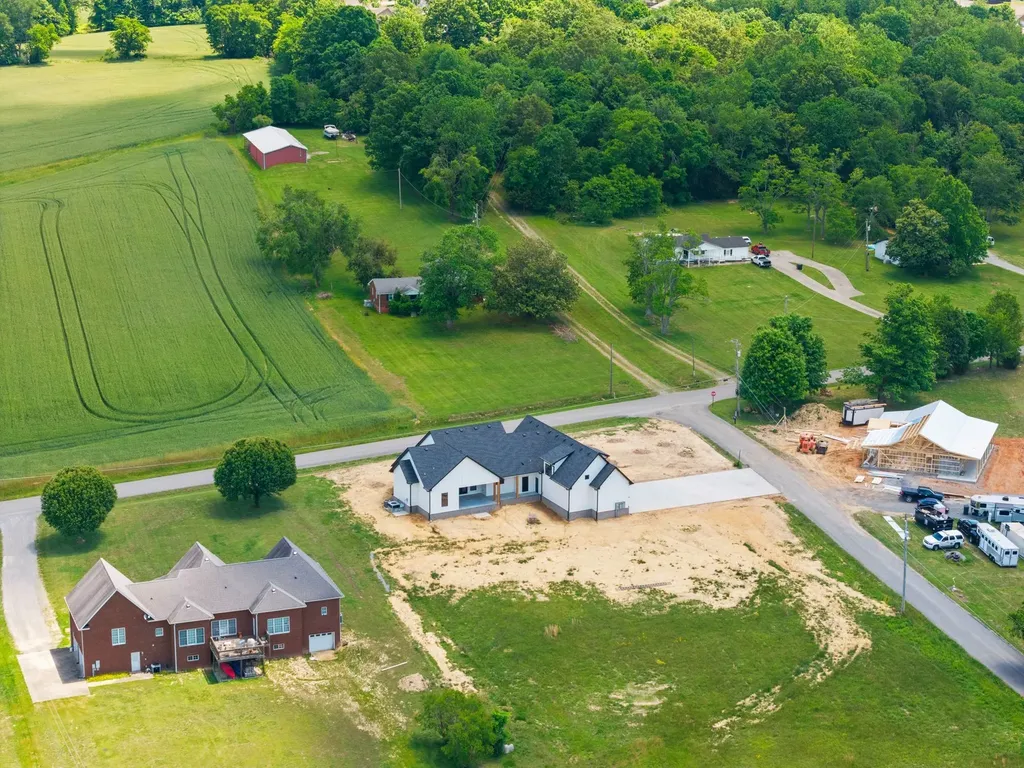 2622 Deer Creek Lane White House TN 37188