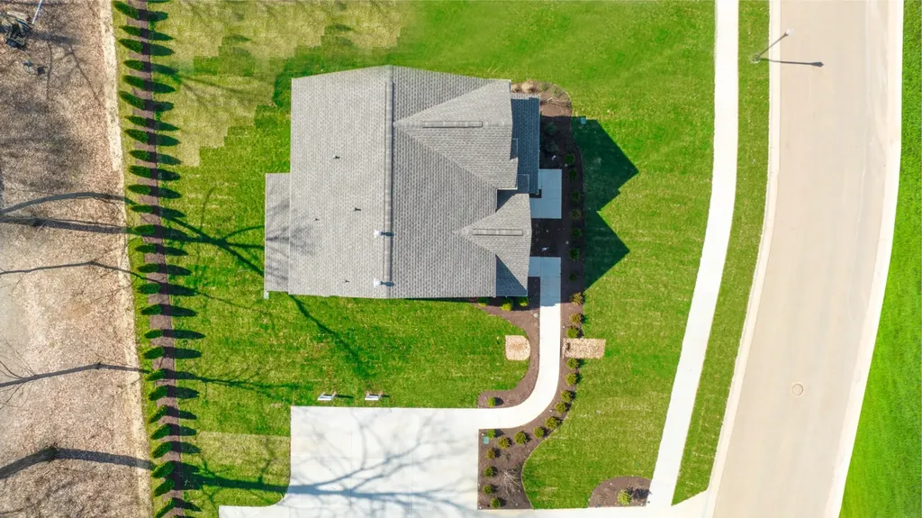 496 Lacewing Lane Clarksville TN 37043
