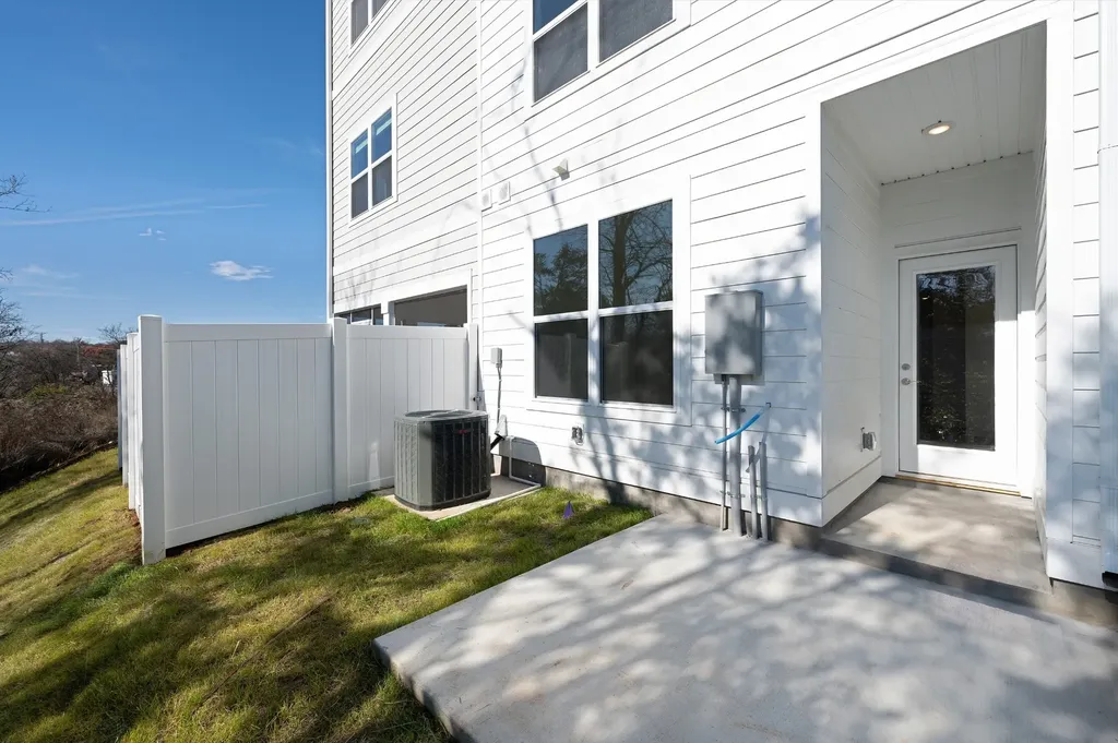 1170 S Dickerson Road Goodlettsville TN 37072
