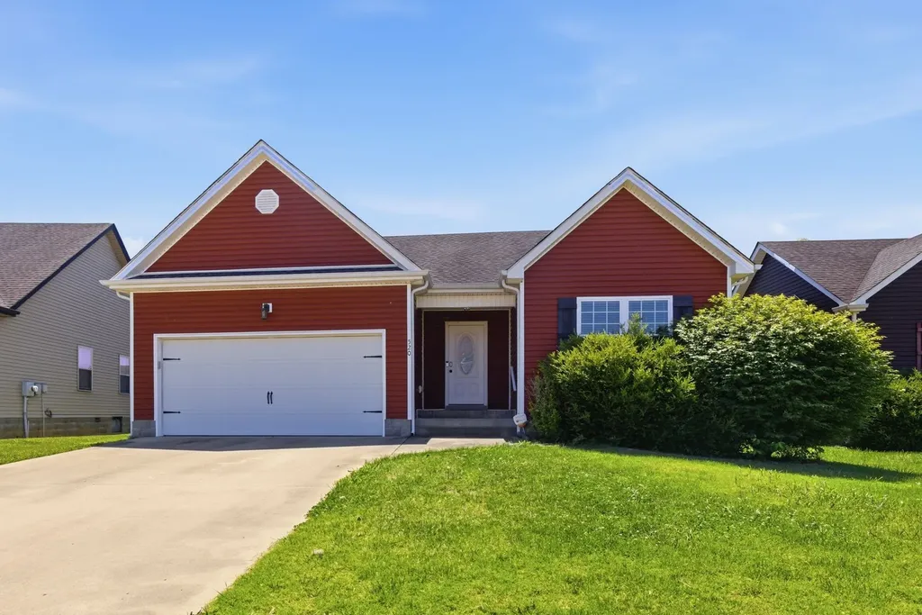 520 Falkland Circle Clarksville TN 37042