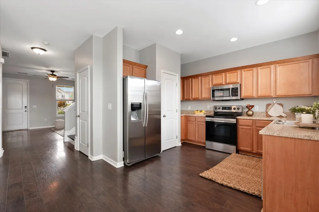 2307 Farrington Place Antioch TN 37013