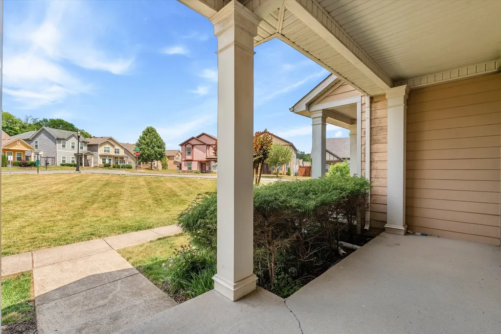 2307 Farrington Place Antioch TN 37013