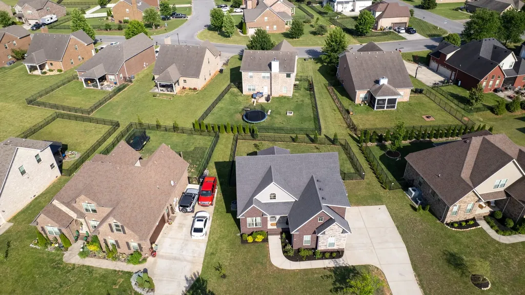 5016 Lady Thatcher Drive Murfreesboro TN 37129
