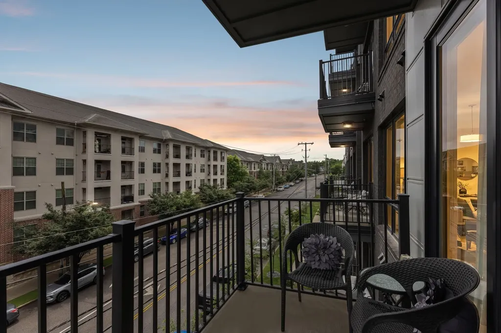 303 31st Ave, N Nashville TN 37203