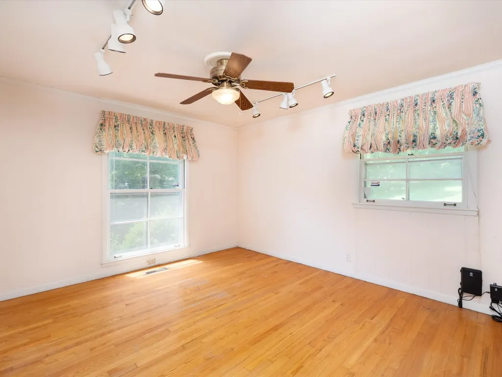 6624 Jocelyn Hollow Road Nashville TN 37205
