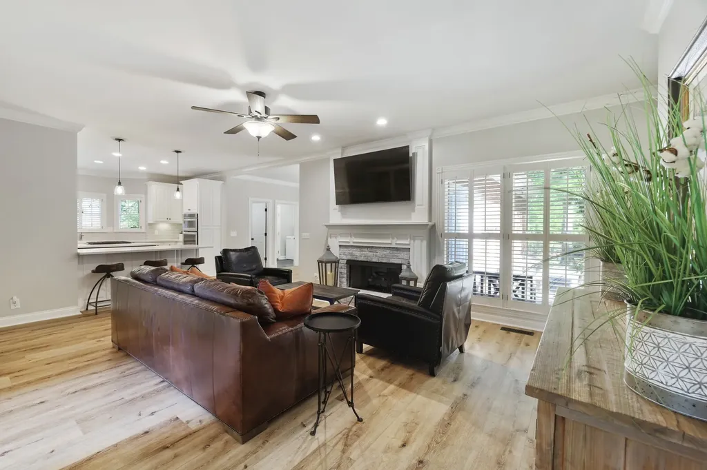 94 Hidden Way Court Hendersonville TN 37075