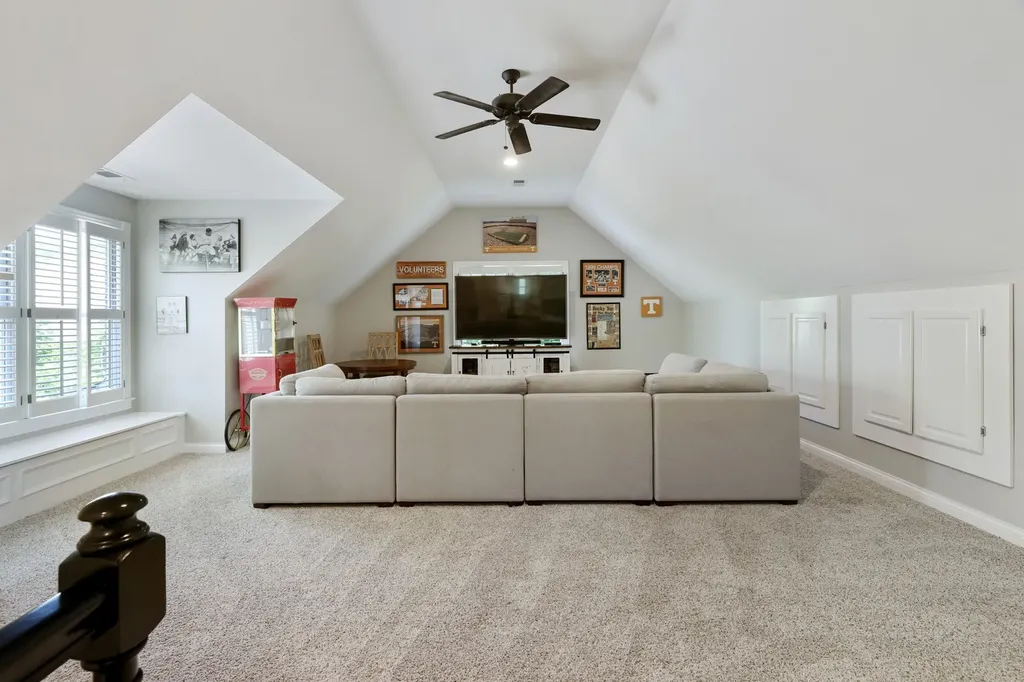 94 Hidden Way Court Hendersonville TN 37075