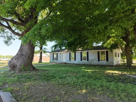 2040 Collinwood Highway Collinwood TN 38450