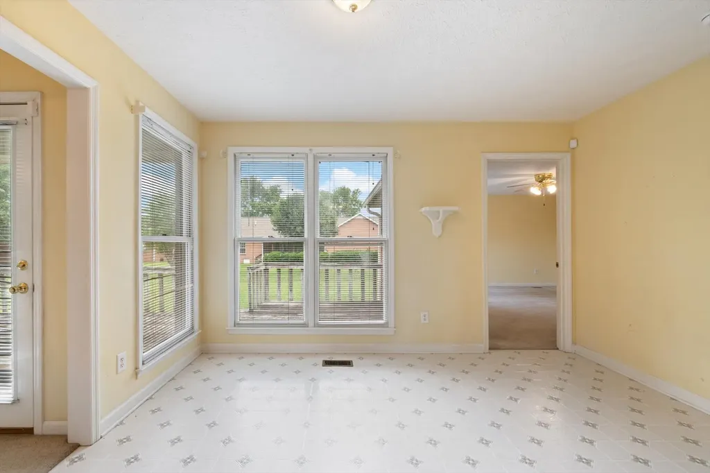 1725 Hollow Oak Drive Lebanon TN 37087