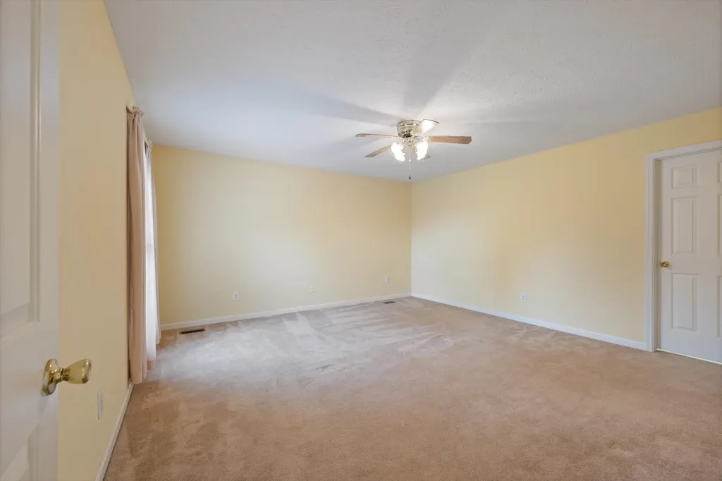 1725 Hollow Oak Drive Lebanon TN 37087