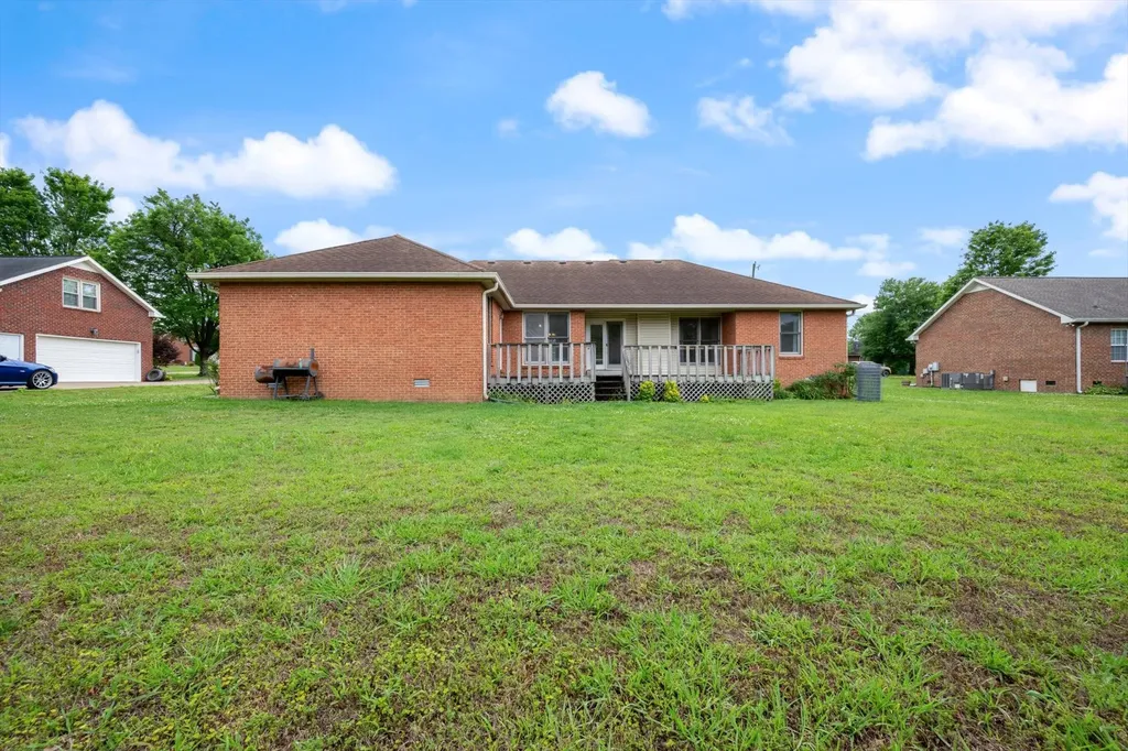 1725 Hollow Oak Drive Lebanon TN 37087
