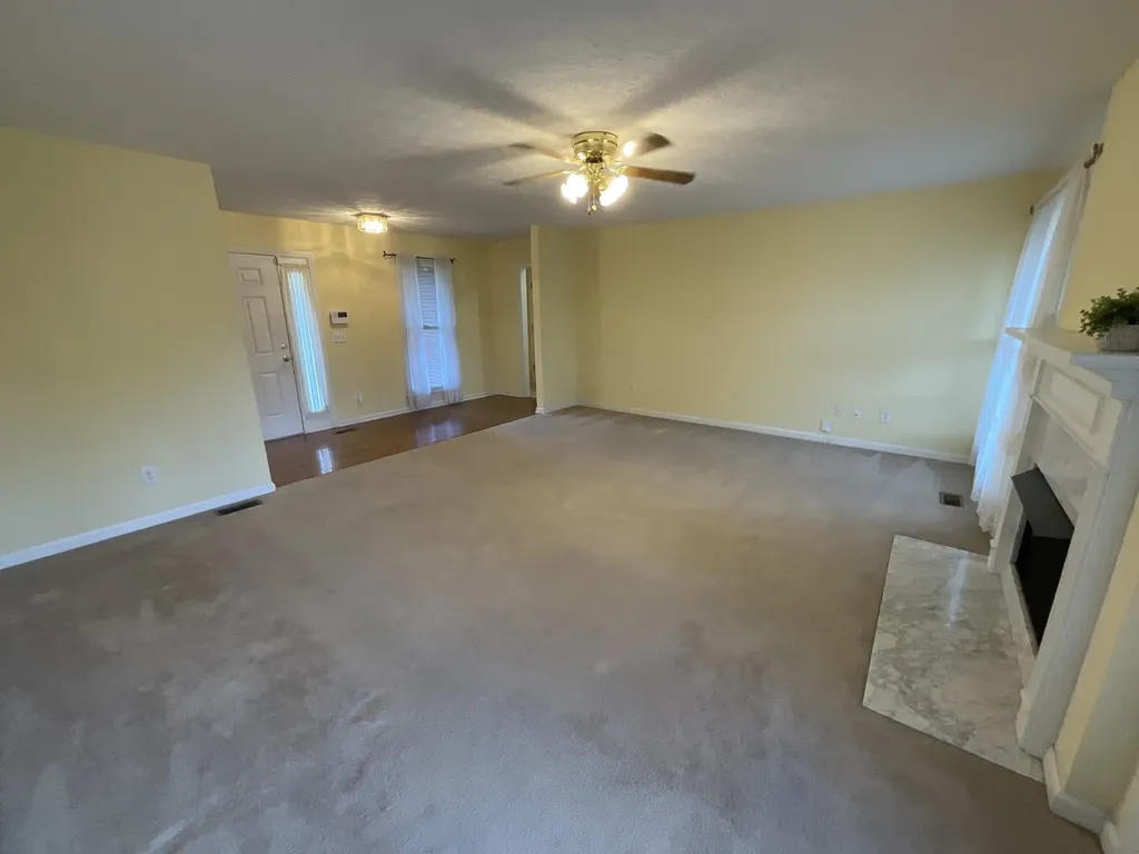 1725 Hollow Oak Drive Lebanon TN 37087