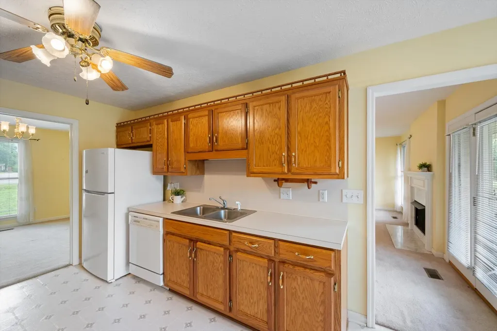 1725 Hollow Oak Drive Lebanon TN 37087