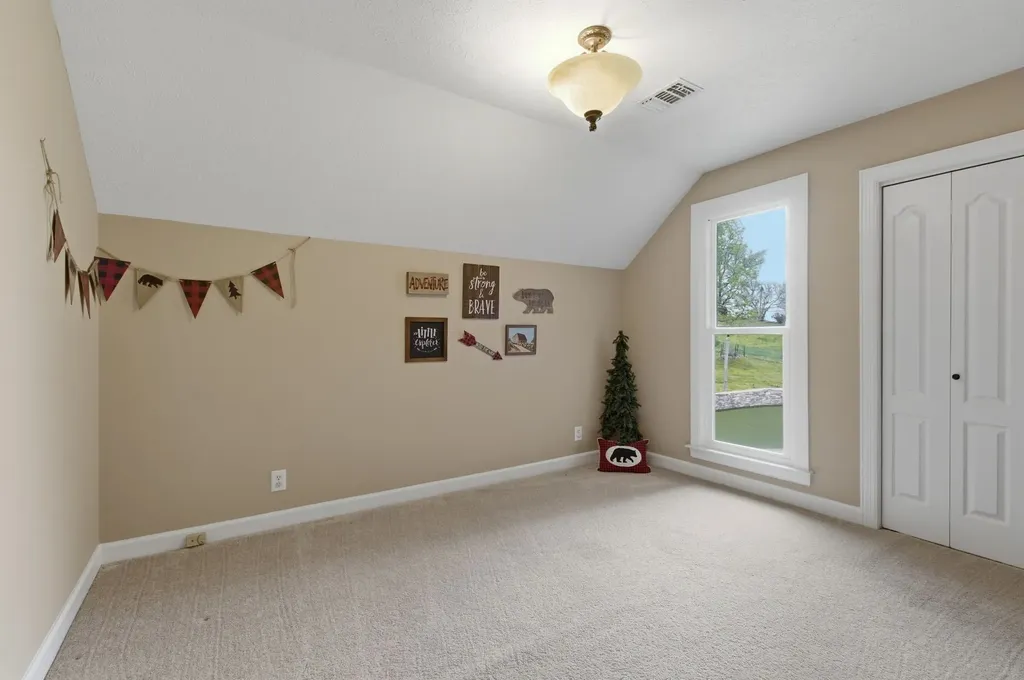 2023 Dorchester Drive Lebanon TN 37090
