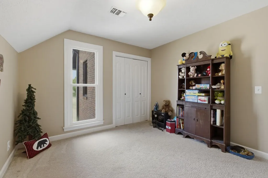 2023 Dorchester Drive Lebanon TN 37090
