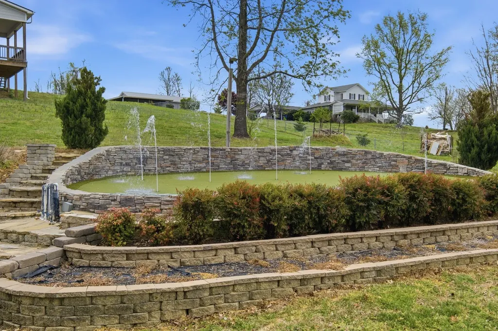 2023 Dorchester Drive Lebanon TN 37090