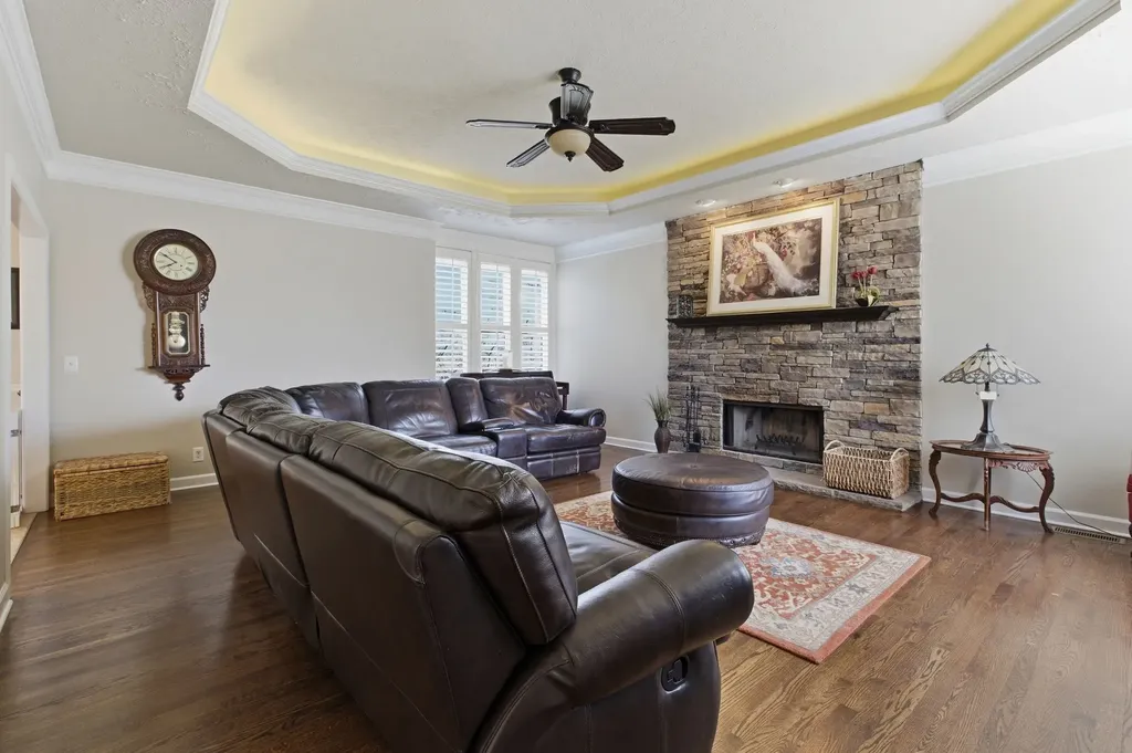 2023 Dorchester Drive Lebanon TN 37090