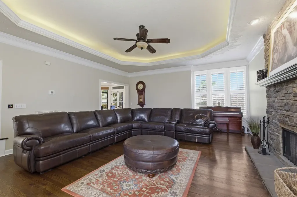 2023 Dorchester Drive Lebanon TN 37090