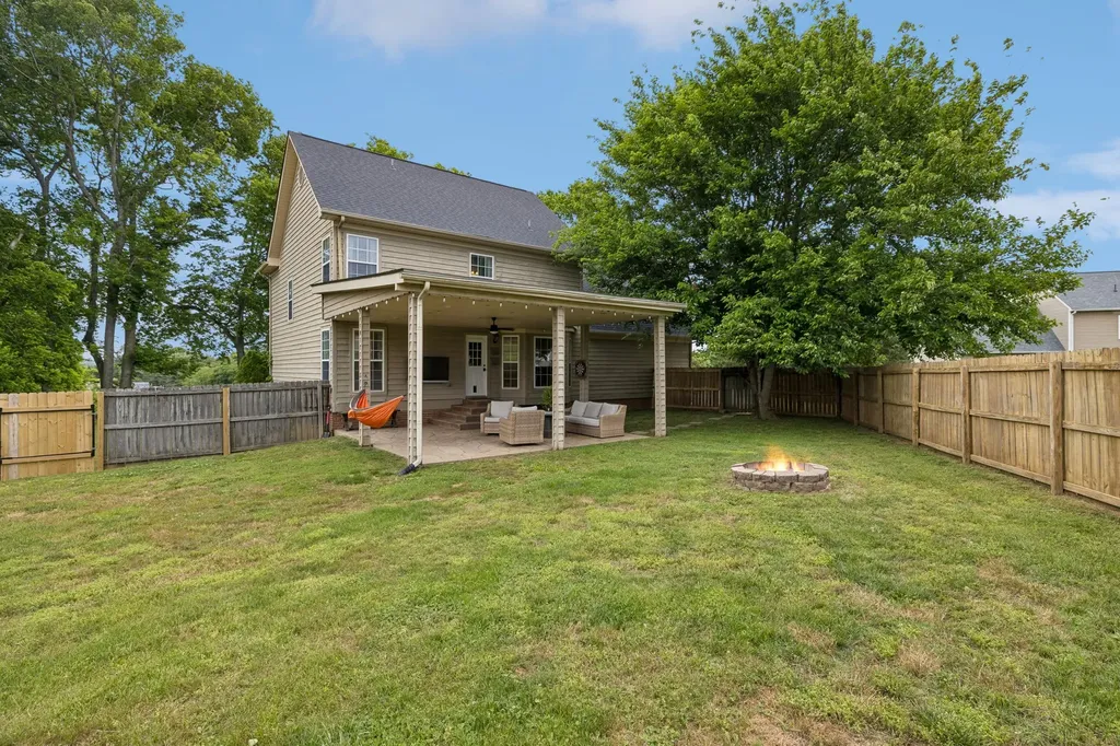 1399 Standing Stone Circle Columbia TN 38401