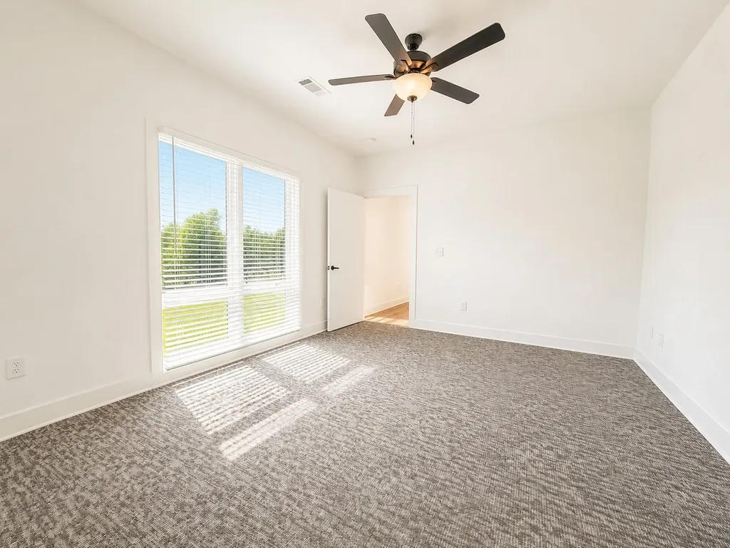 2704 Clifton Avenue Nashville TN 37209