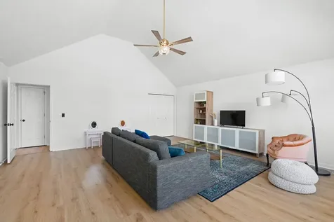 6121 Bradford Hills Drive Nashville TN 37211