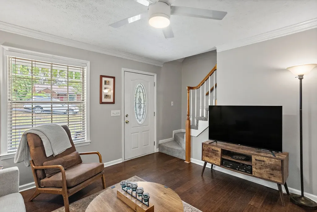 1332 Cardinal Avenue Nashville TN 37216