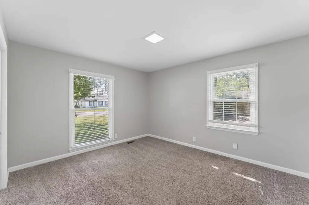 1814 Haynes Drive Murfreesboro TN 37129