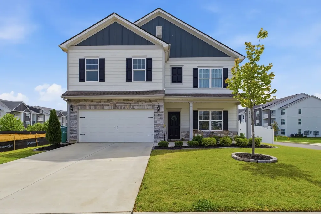 500 Charing Cross Drive Lebanon TN 37087