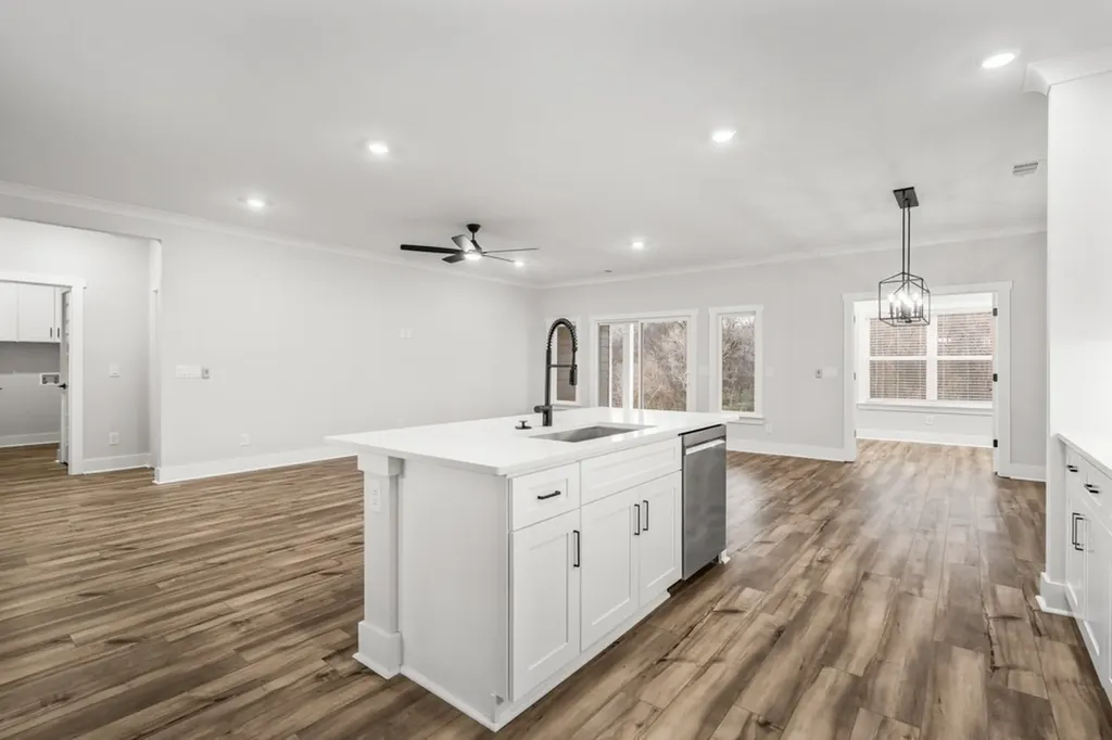 385 Springbrook Boulevard White House TN 37188
