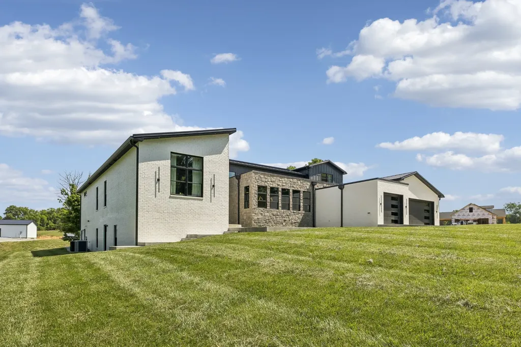 653 Hicks Edgen Road Pleasant View TN 37146