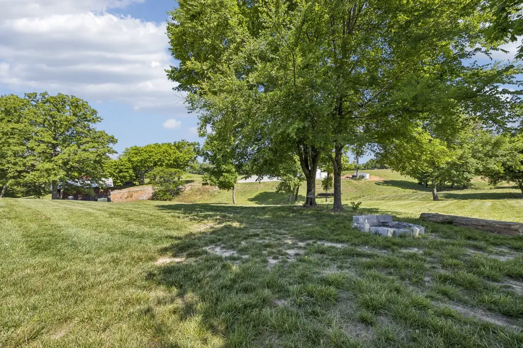653 Hicks Edgen Road Pleasant View TN 37146