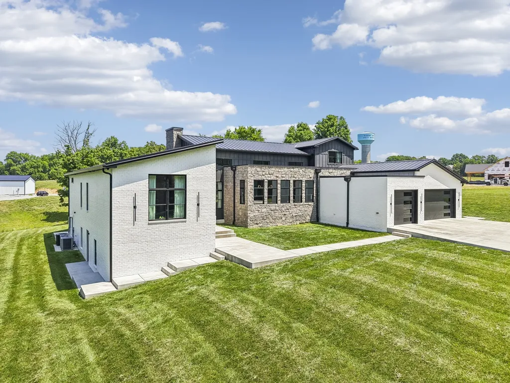 653 Hicks Edgen Road Pleasant View TN 37146