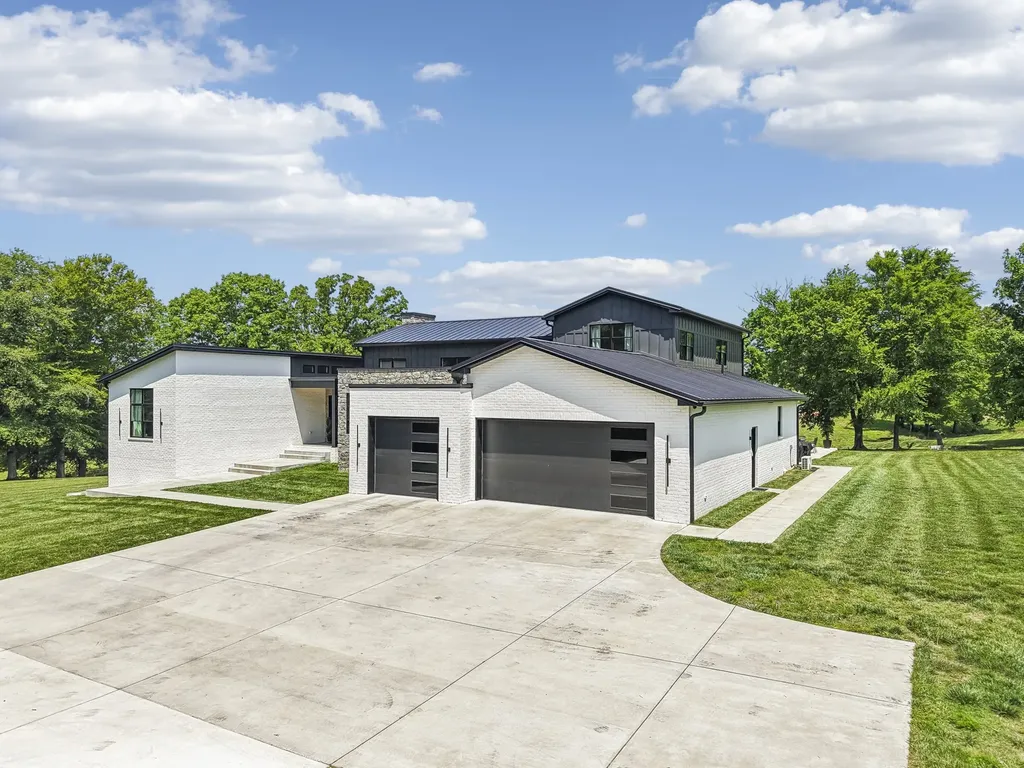653 Hicks Edgen Road Pleasant View TN 37146