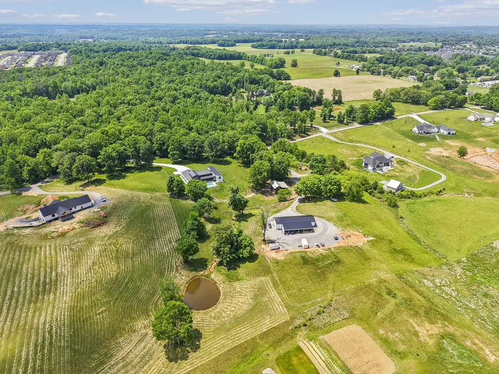 653 Hicks Edgen Road Pleasant View TN 37146