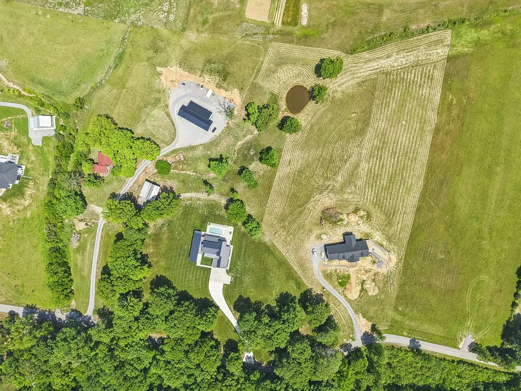 653 Hicks Edgen Road Pleasant View TN 37146