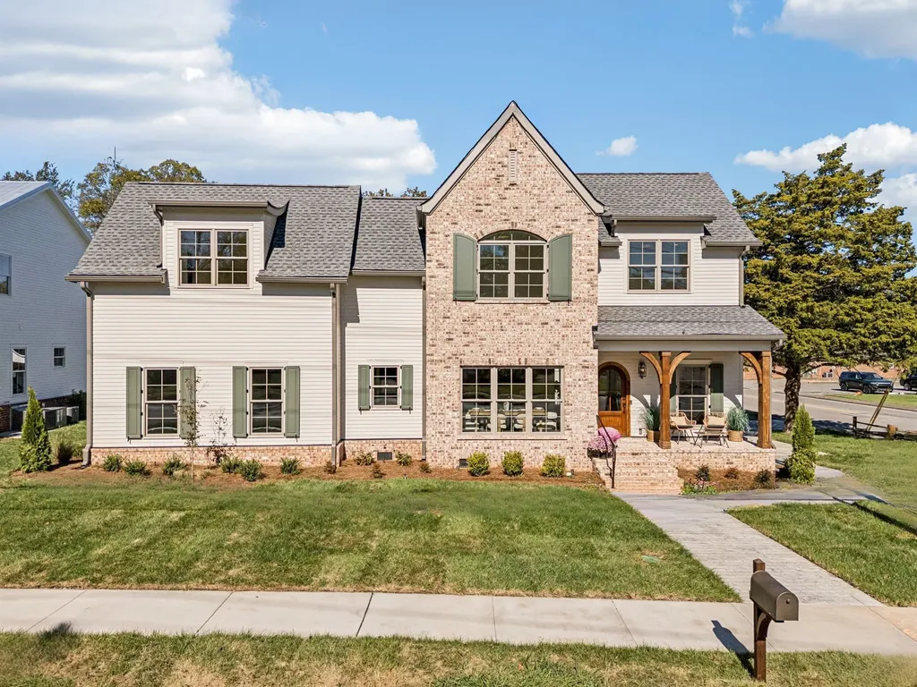 304 Bridge Avenue Murfreesboro TN 37129