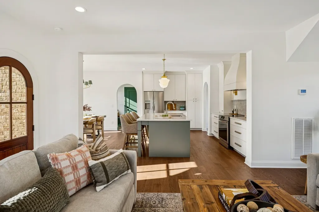 304 Bridge Avenue Murfreesboro TN 37129