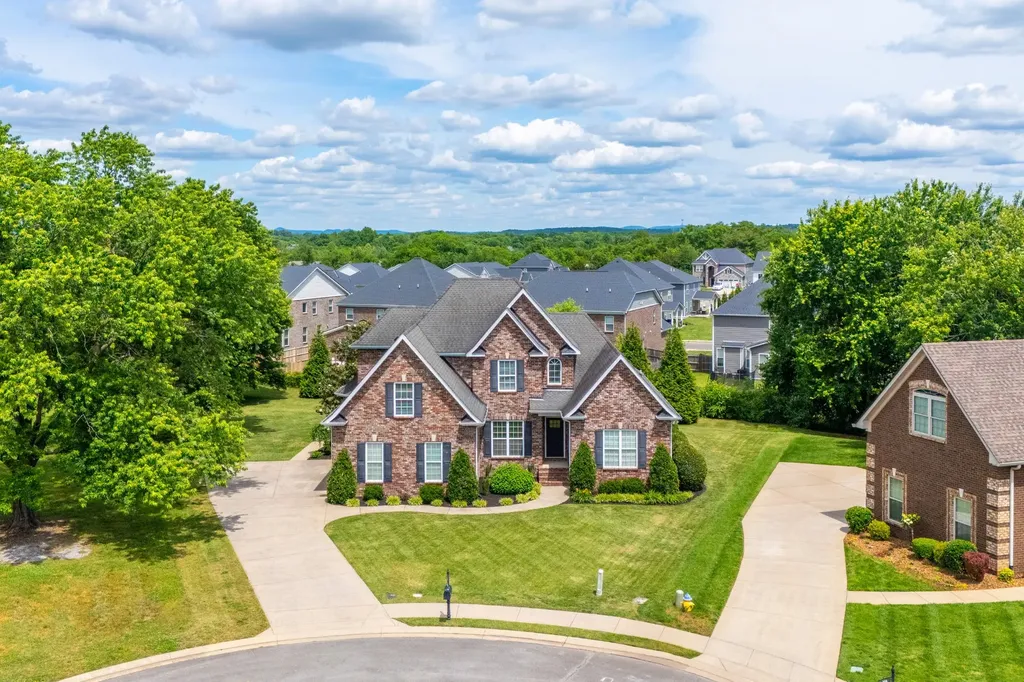 753 Kitty Court Murfreesboro TN 37130