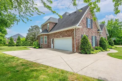 753 Kitty Court Murfreesboro TN 37130