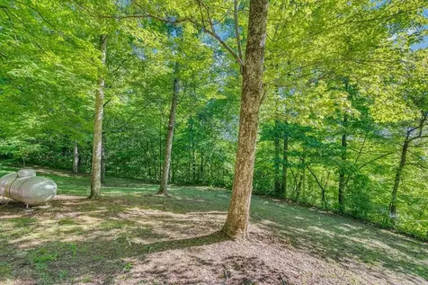 755 Woody Road Byrdstown TN 38549