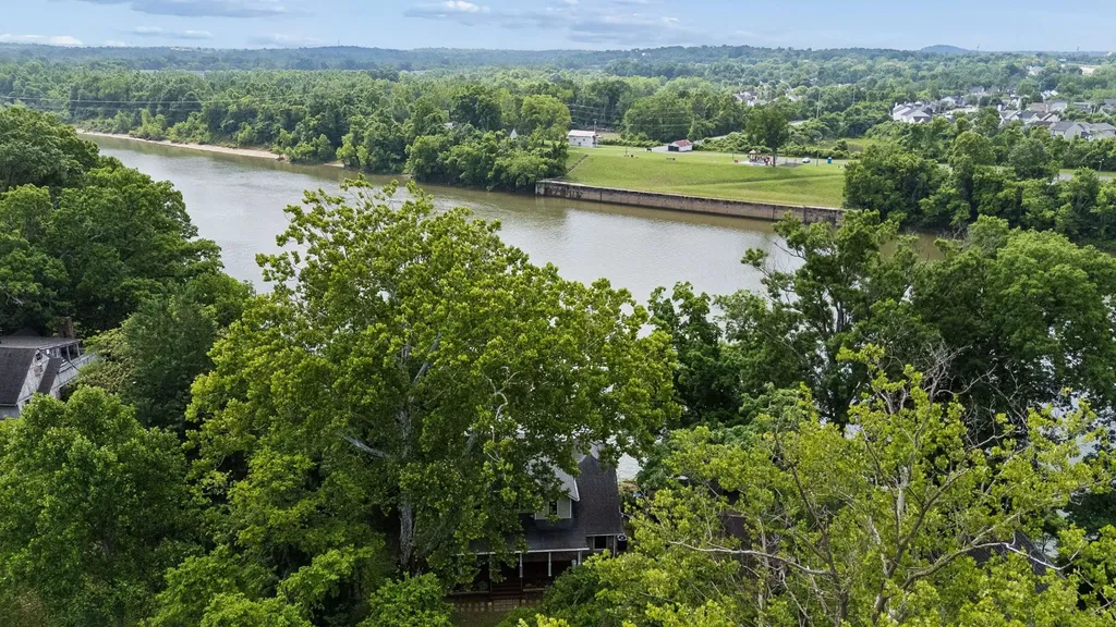 1007 Falls Avenue Madison TN 37115