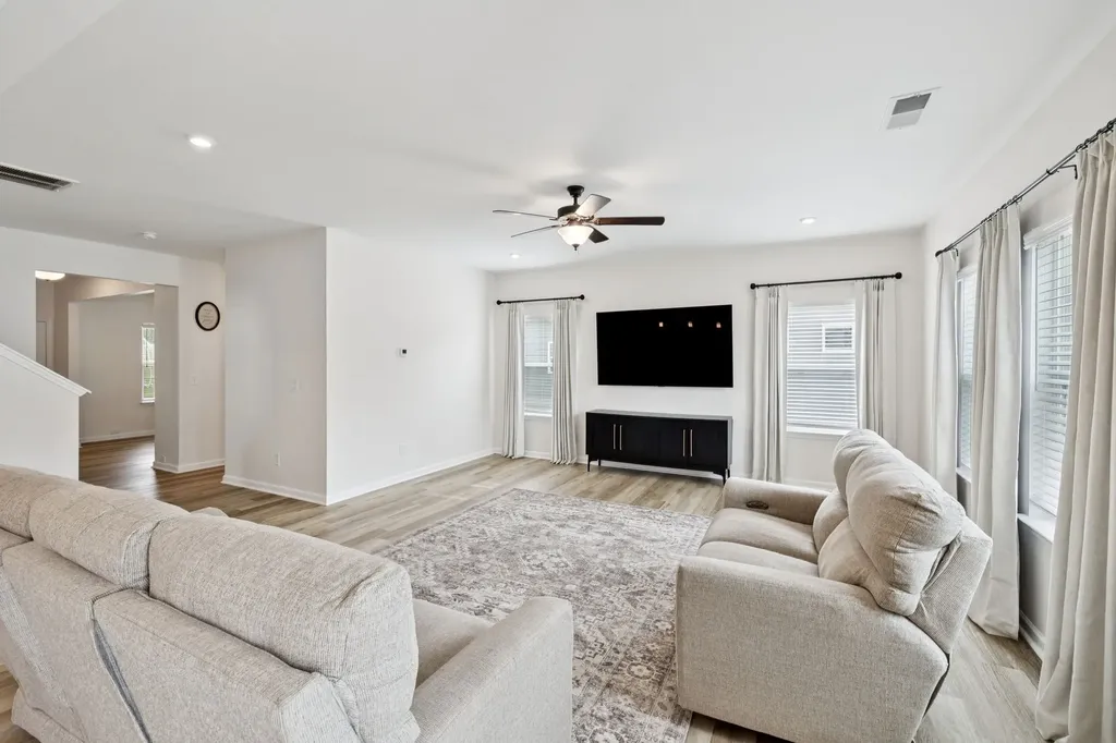 513 Morgan Meadows Way Columbia TN 38401