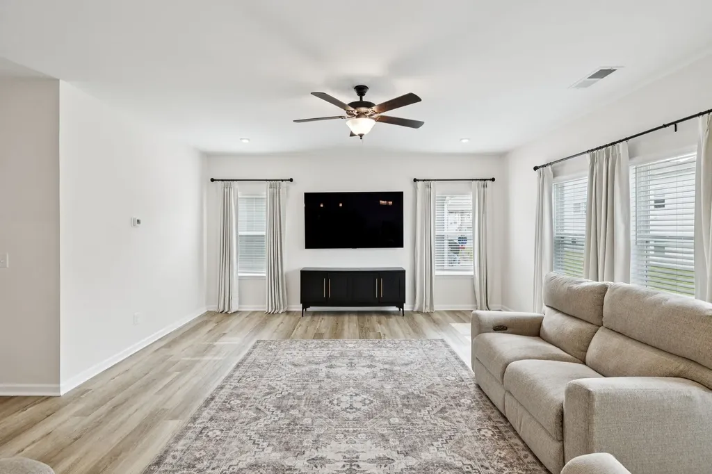 513 Morgan Meadows Way Columbia TN 38401